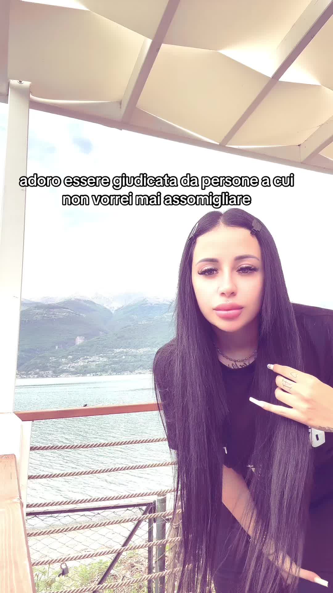@🖤 𝓫𝓻𝓪𝓽𝔃