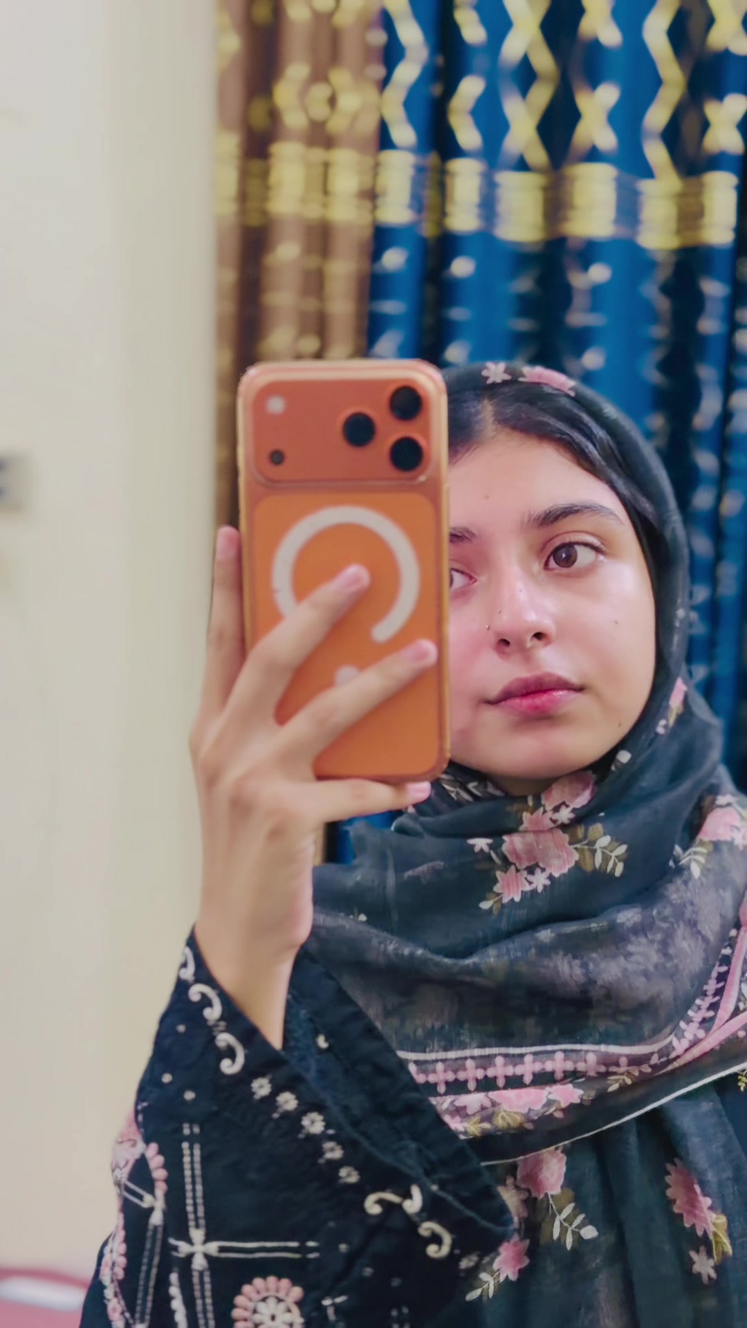@mehaklayyahvlogs