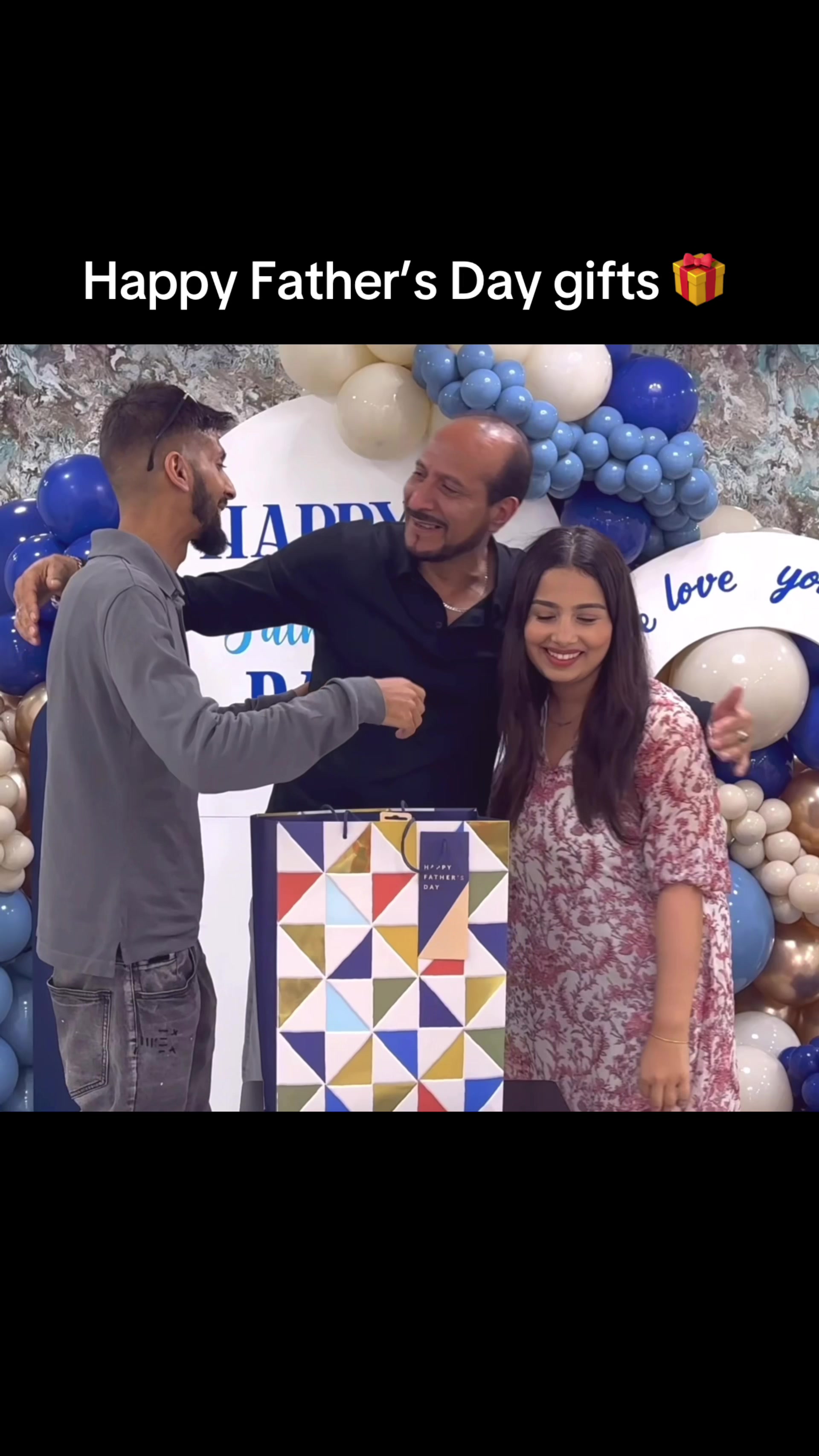 @Mama & Papa Vlogs
