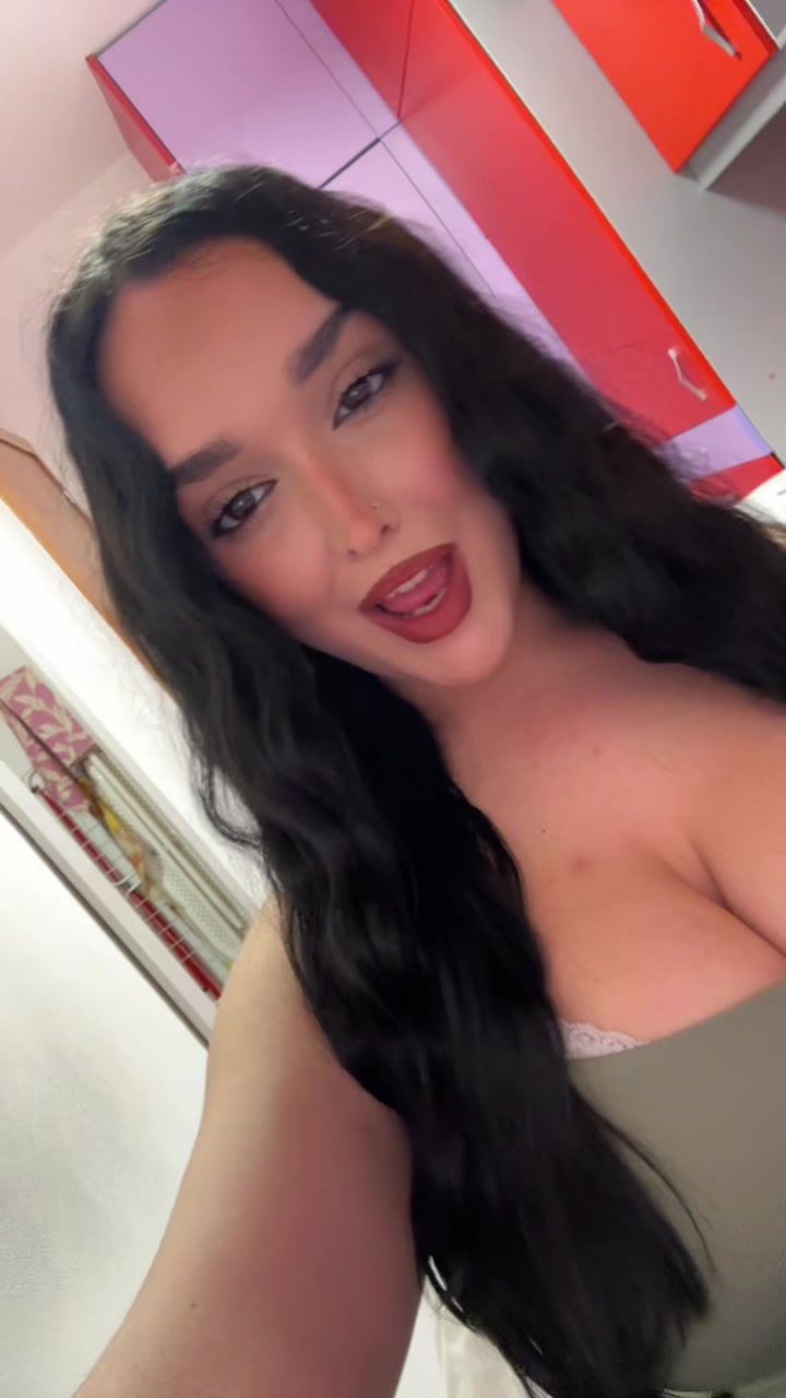@yeniamartiiin