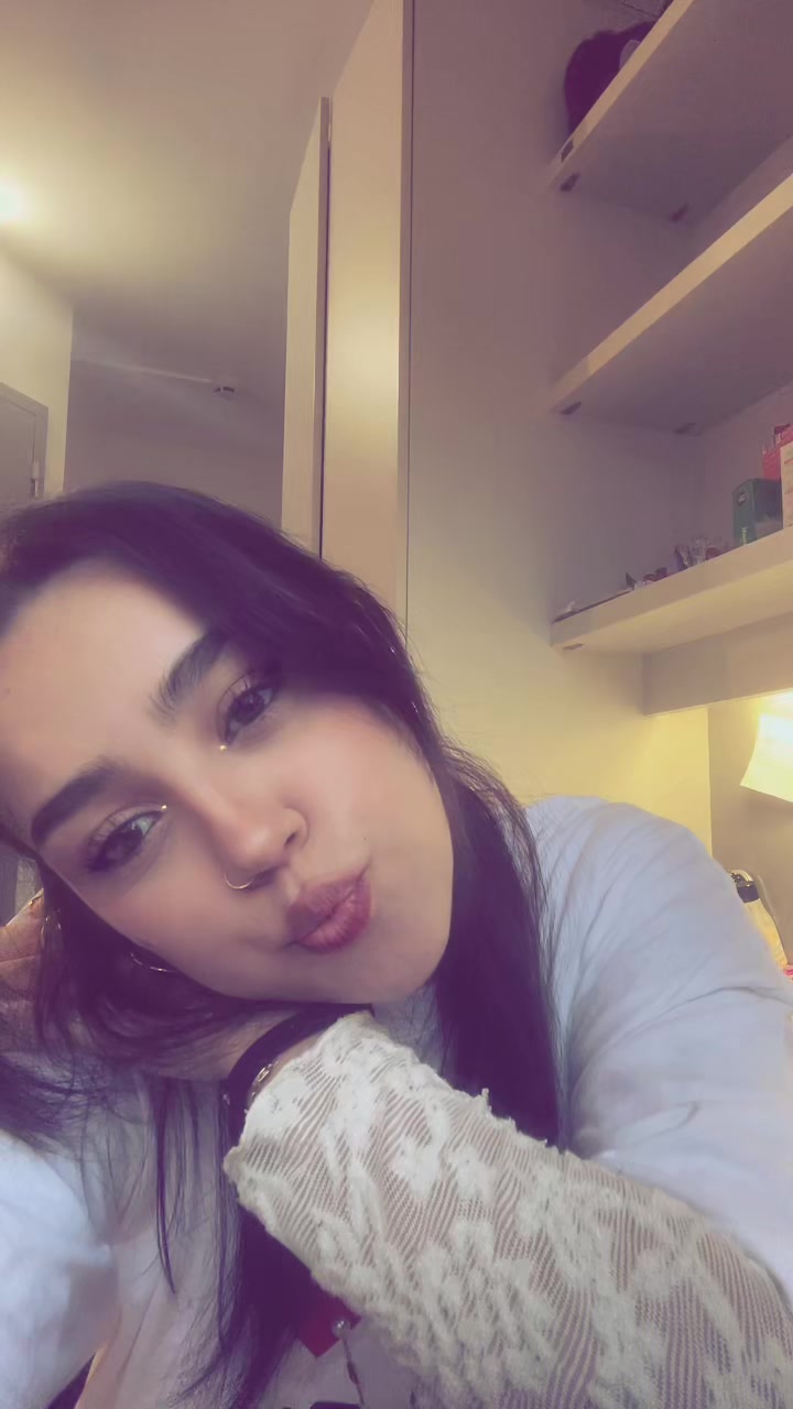 @steellaarosio
