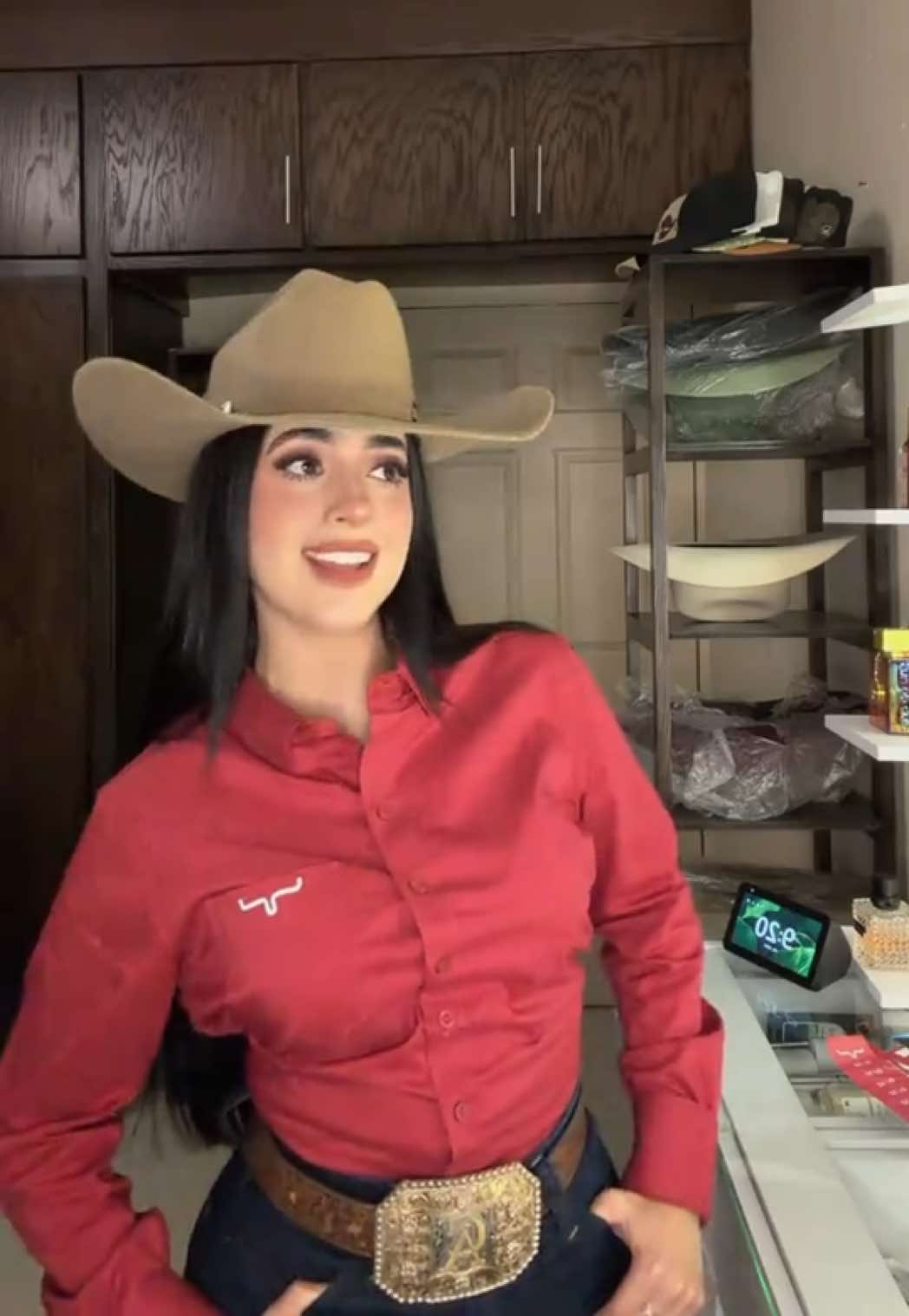 @𝑁𝑎𝑡𝑎𝑙𝑖𝑒