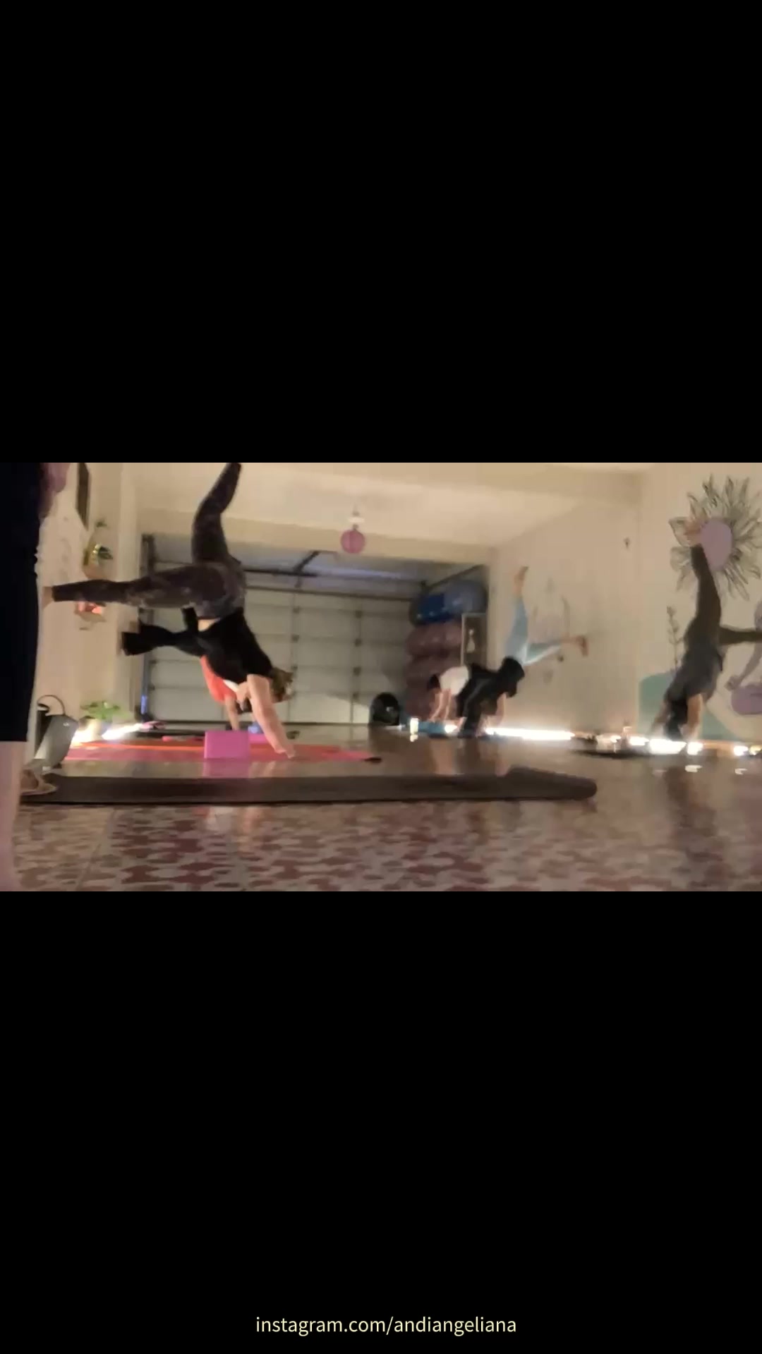 @Yoga con Favy