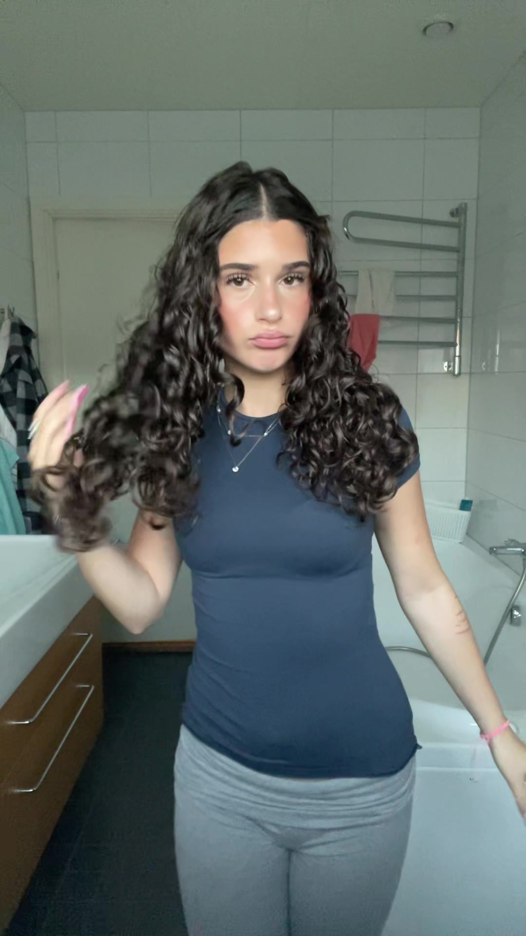 @elise