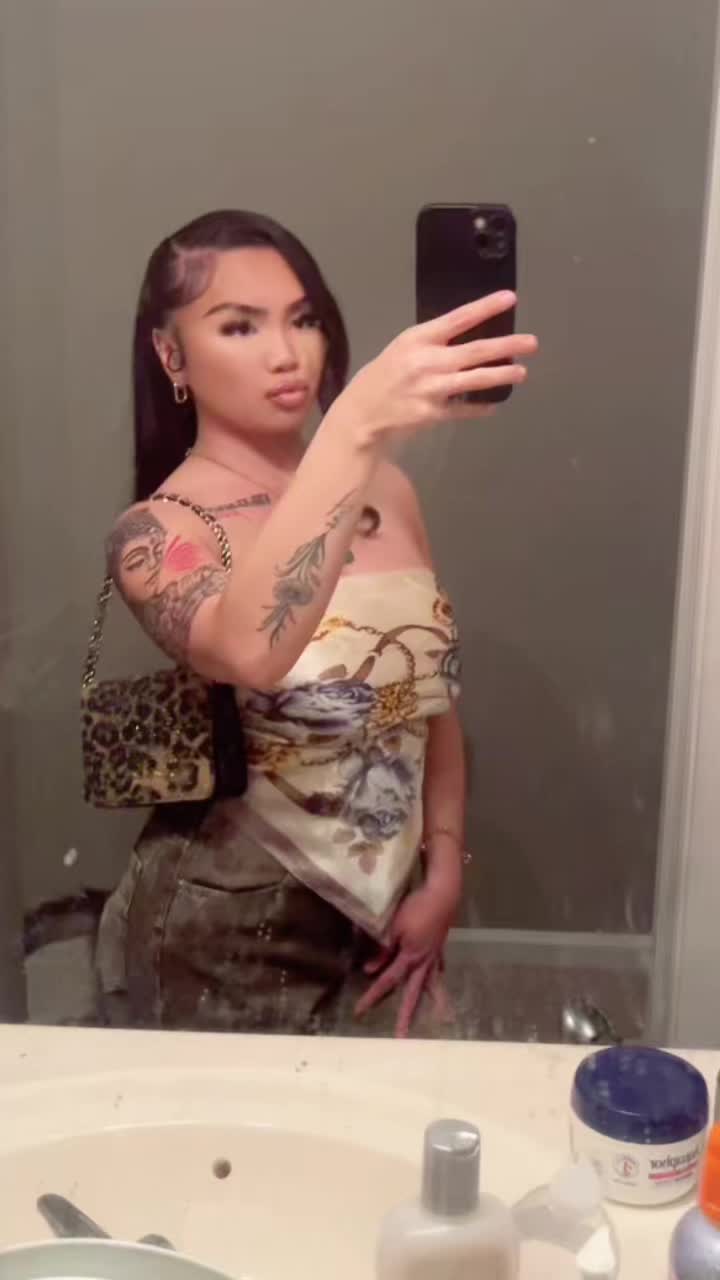 @𝐭𝐚𝐦𝐦𝐲𝐲 ❦