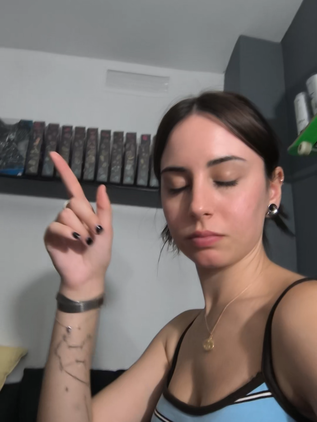 @𝑨𝒏𝒂