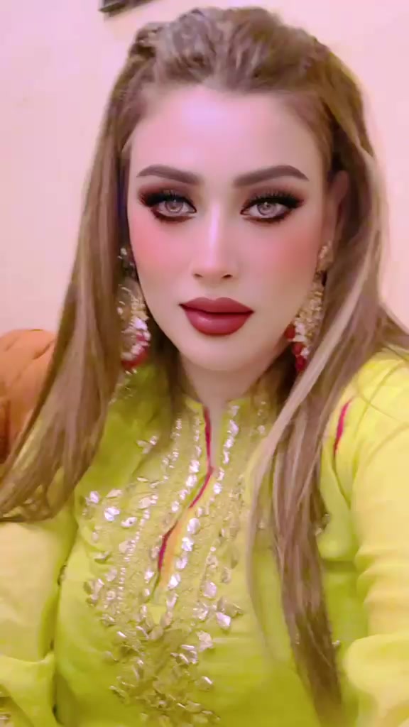 @Rabia Khan