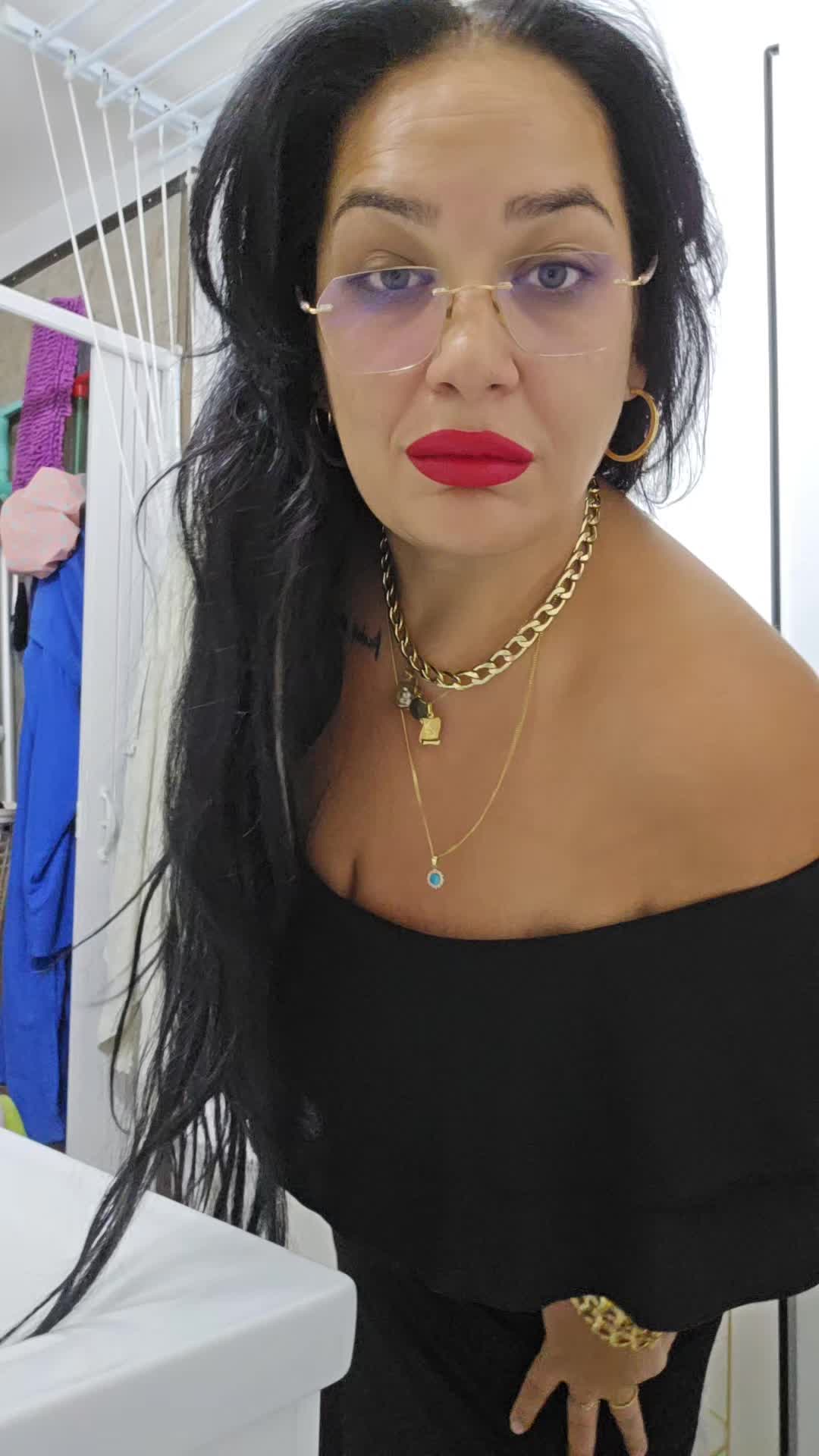 @𝙏 𝙍 𝙄 𝙓 𝙄