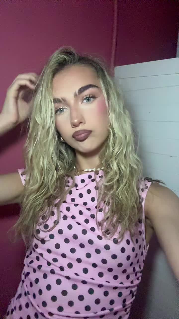 @llouisebrown