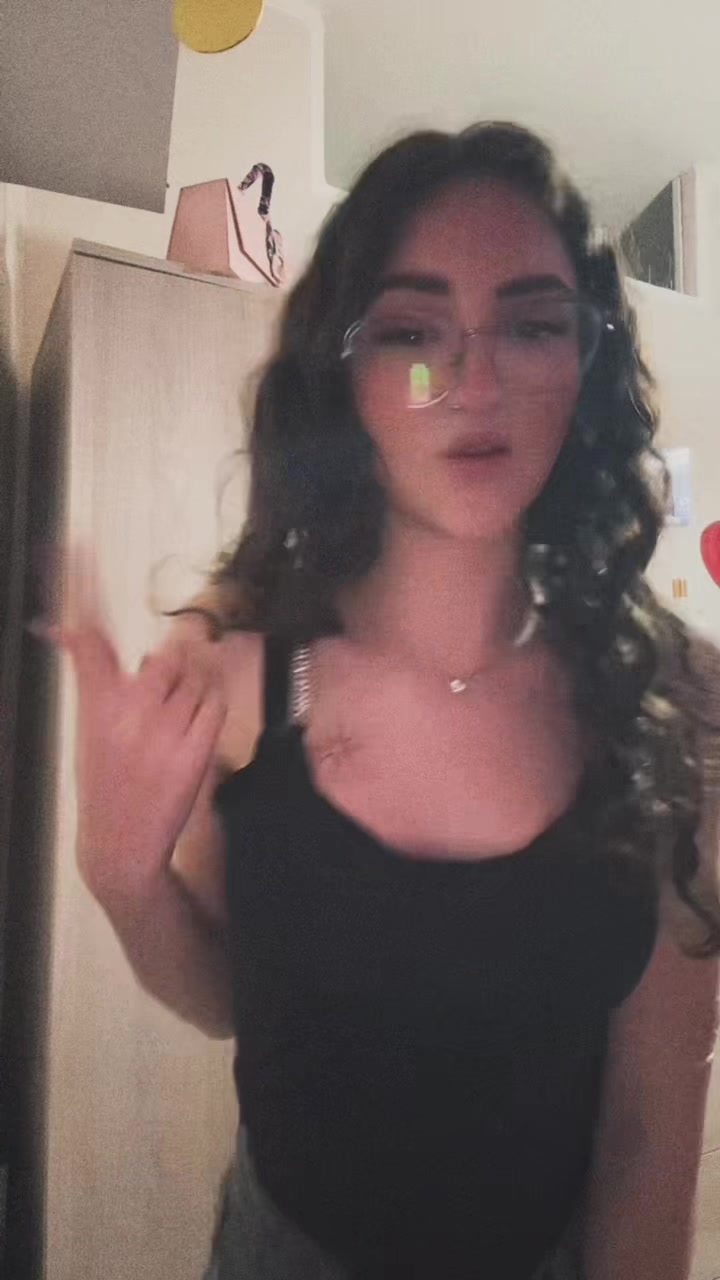 @Sharuzza