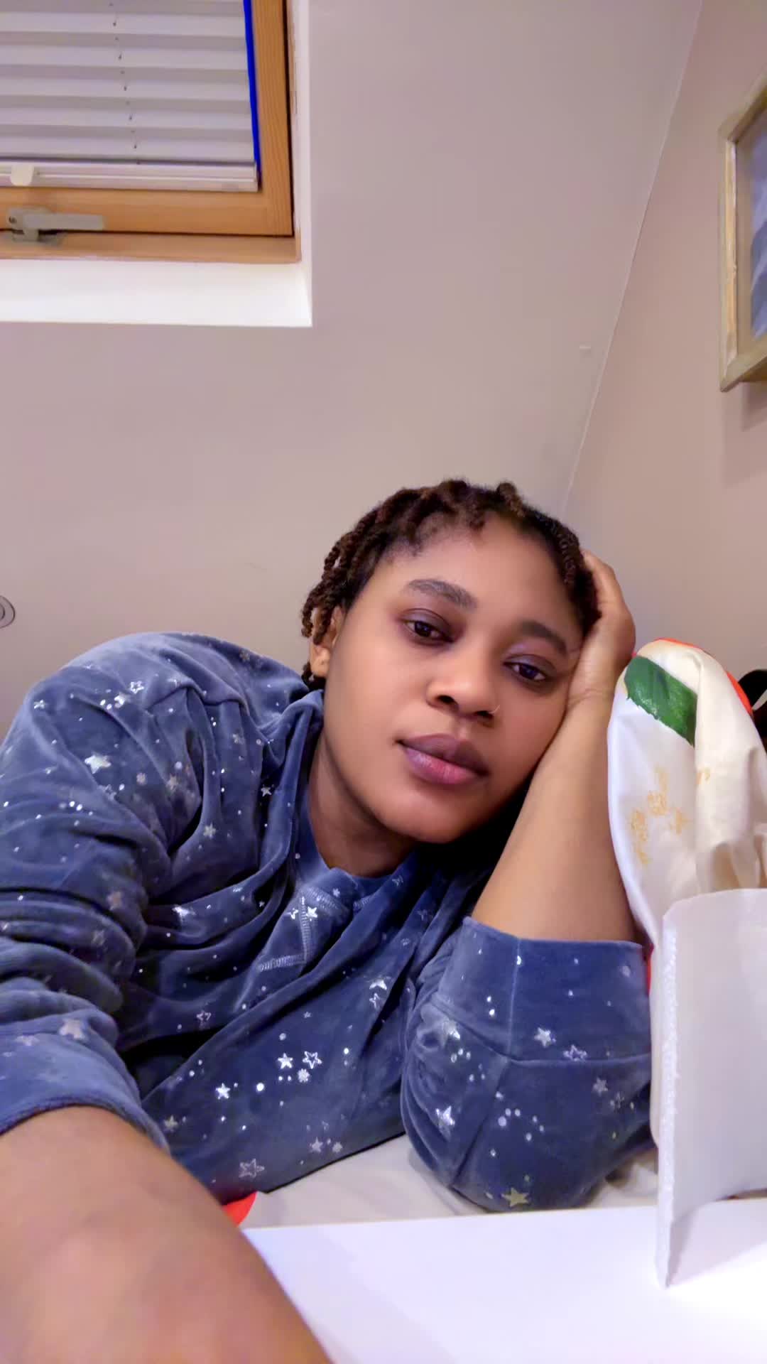 @queenlit06