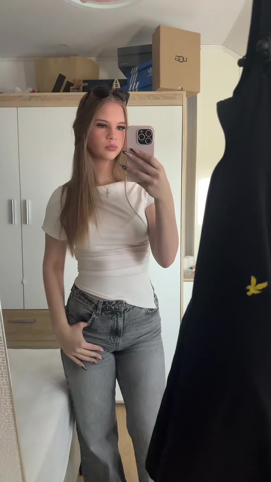 @tena