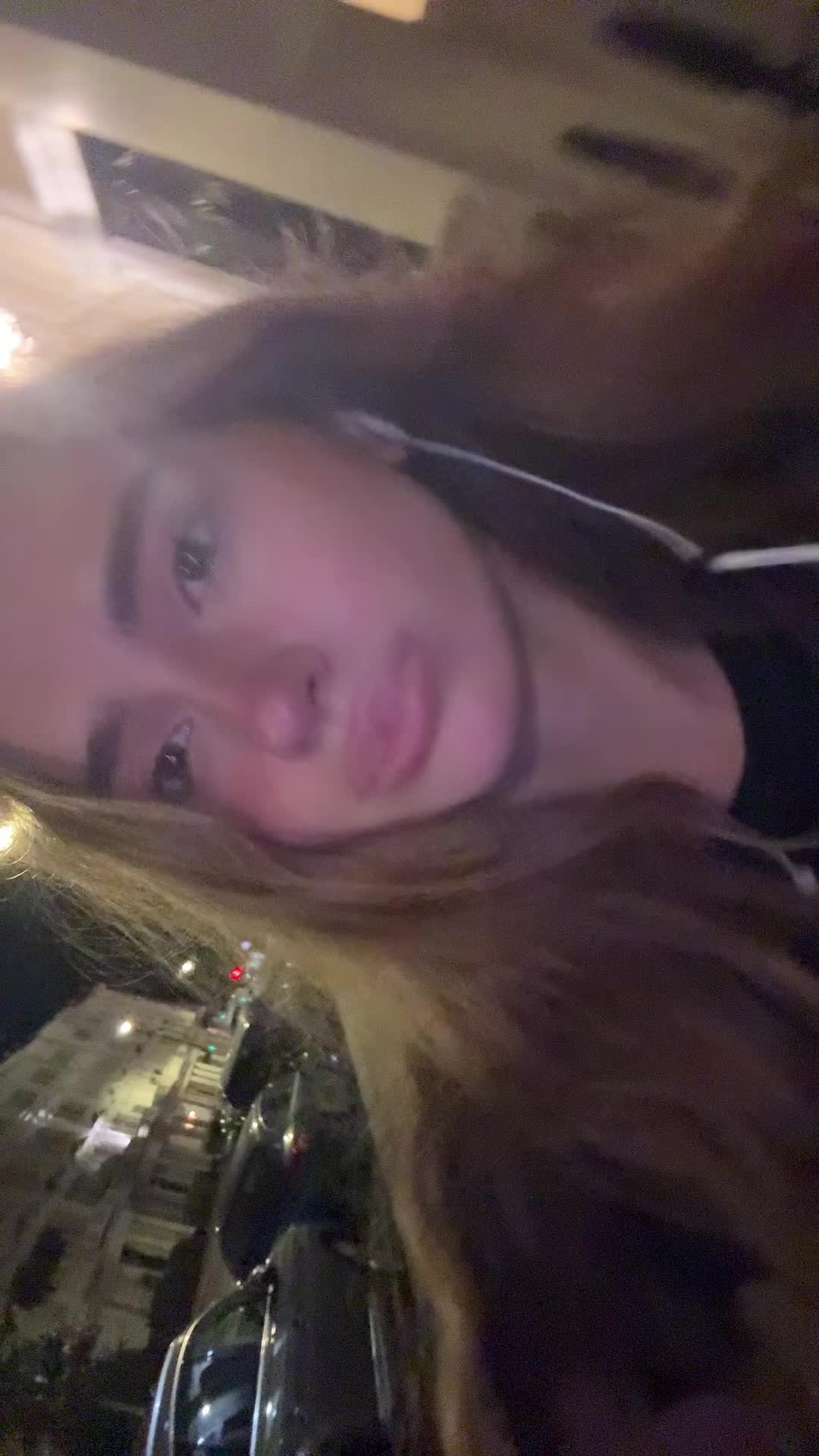 @girlwhosgotitgoingon