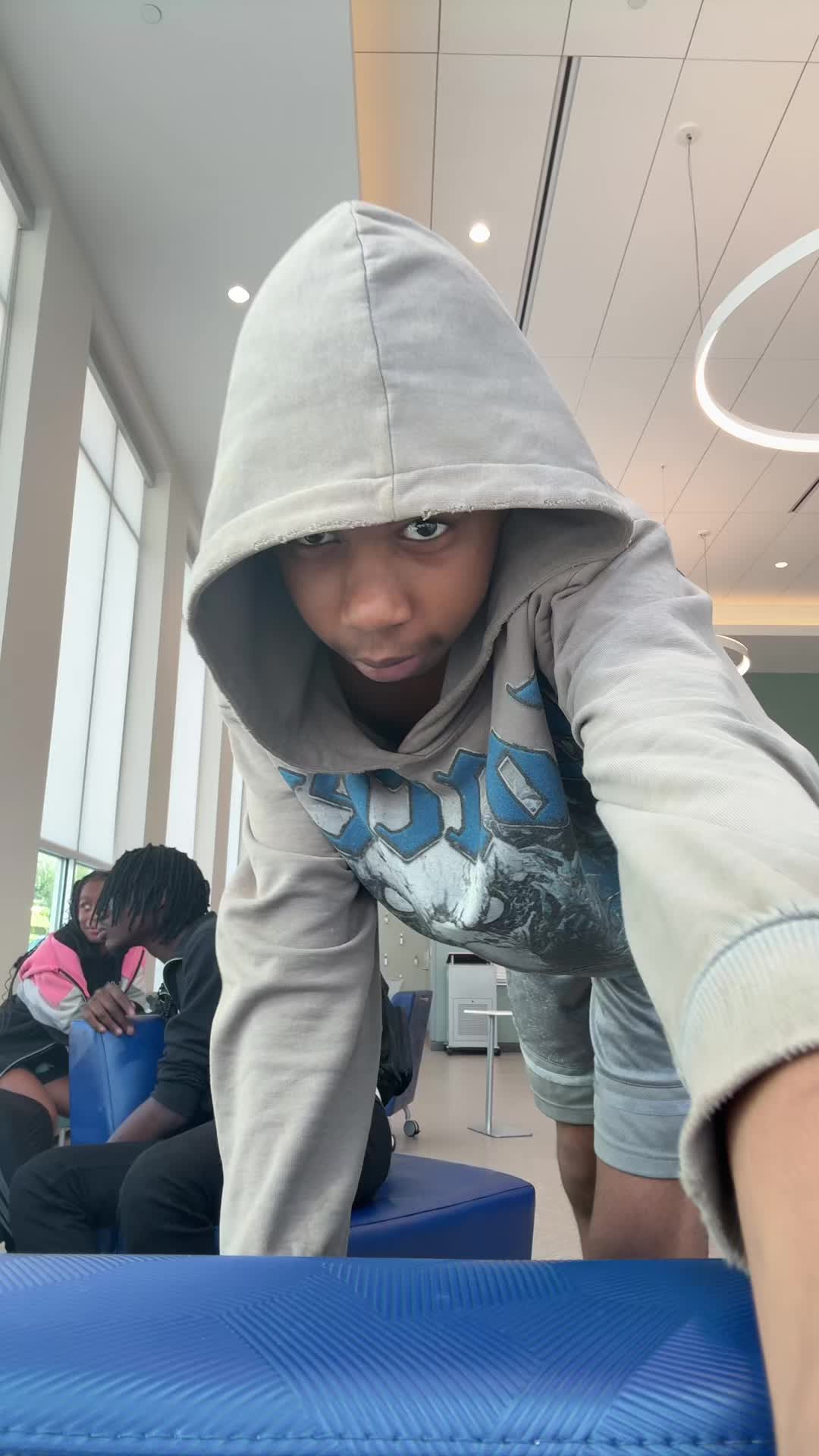 @Ykits.mo