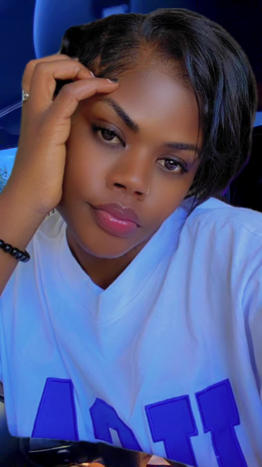 @Zura Mwasi azanga mbanda