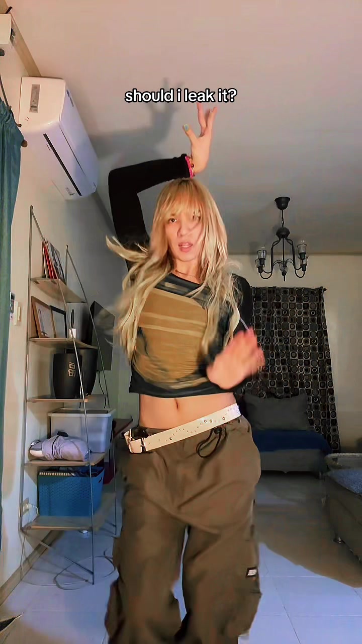@AARONY ✮
