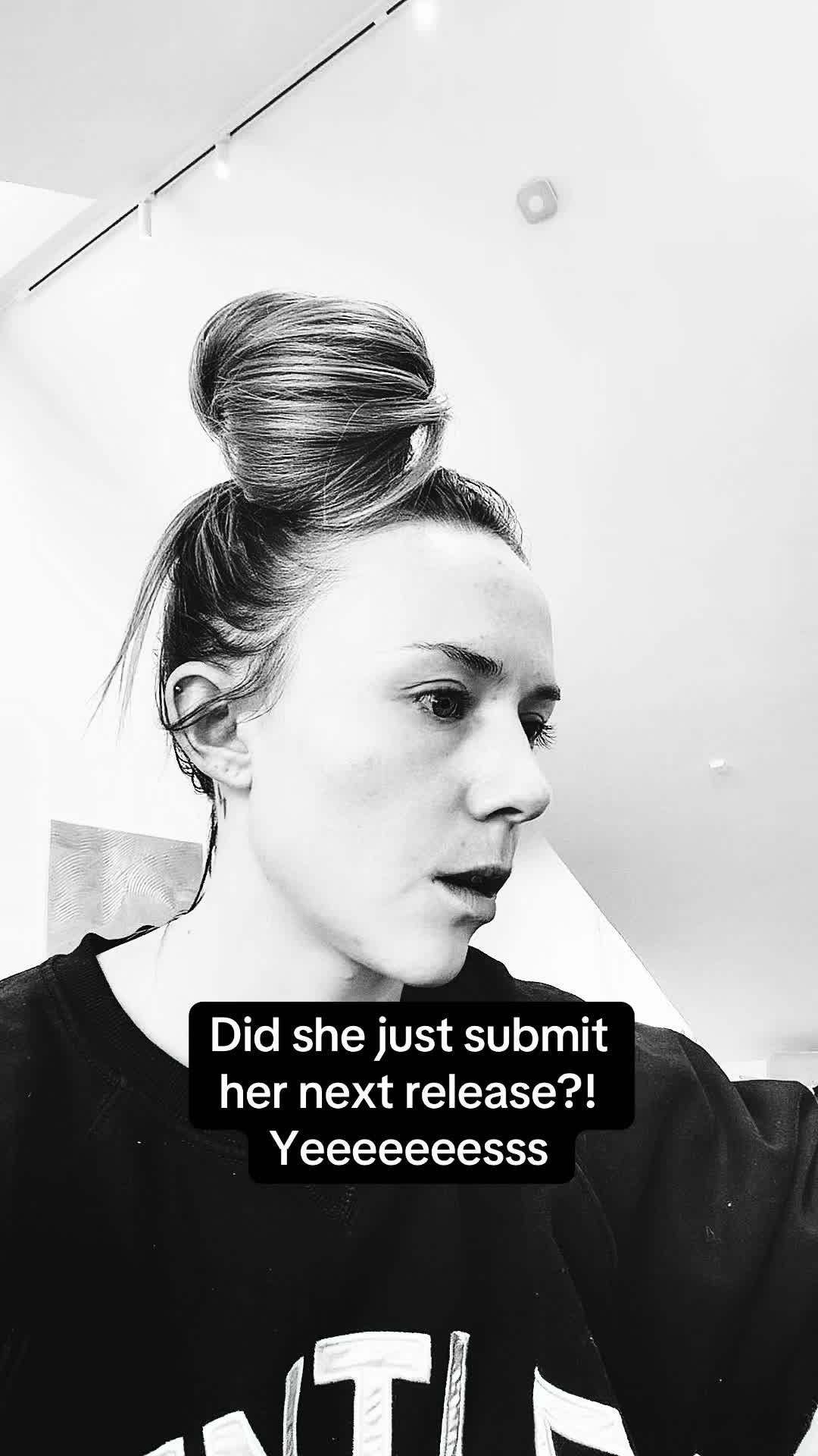 @Amanda Alexander