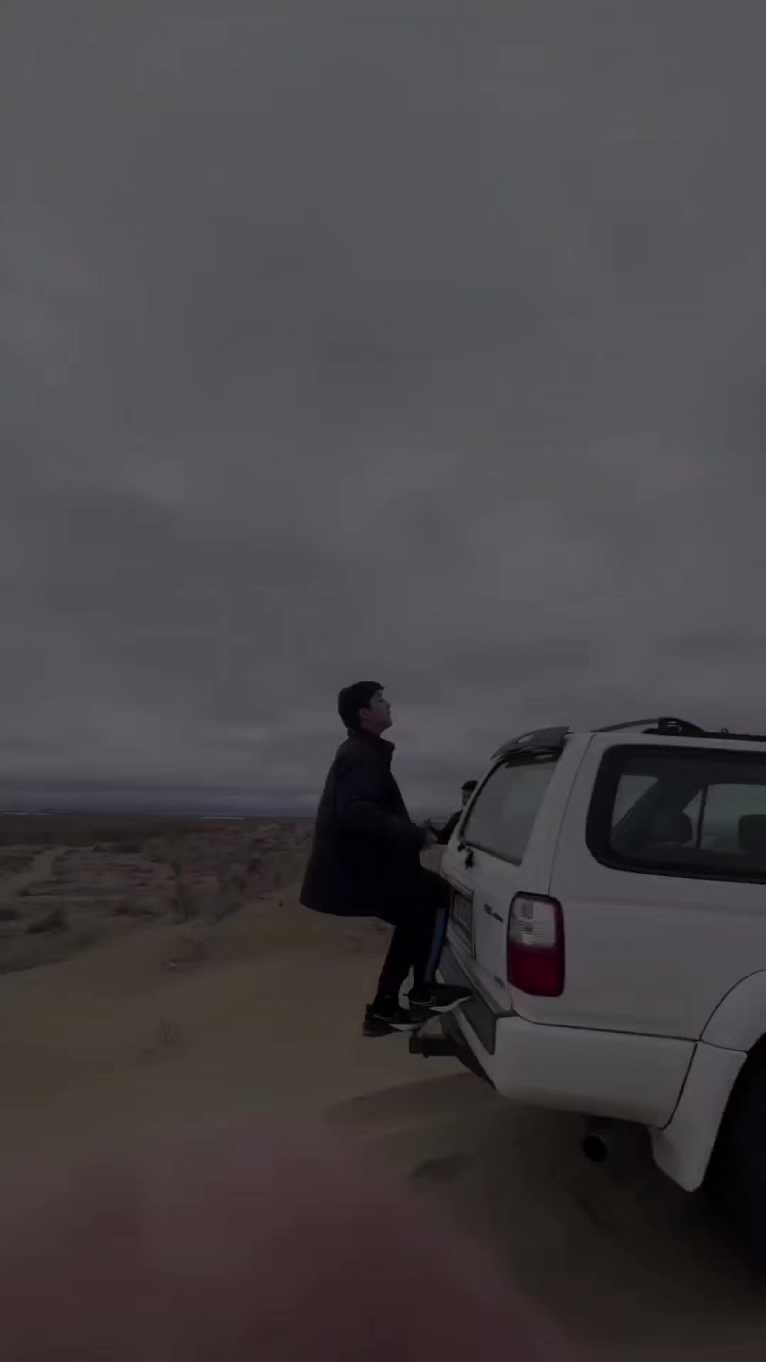 @عزيز