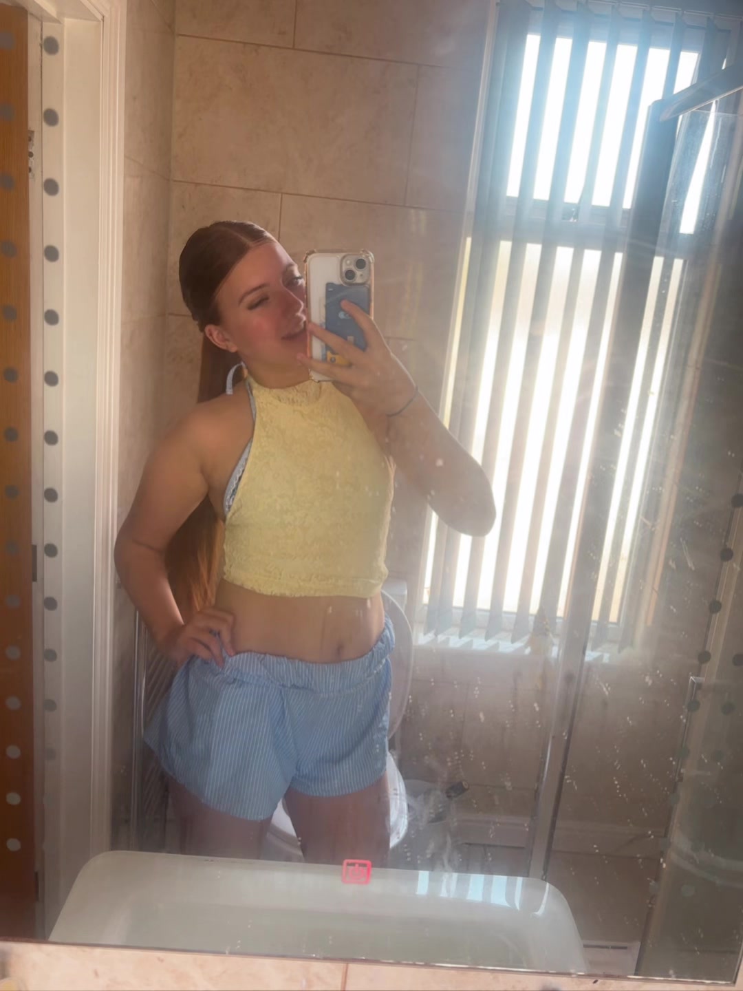 @laylasharpe_