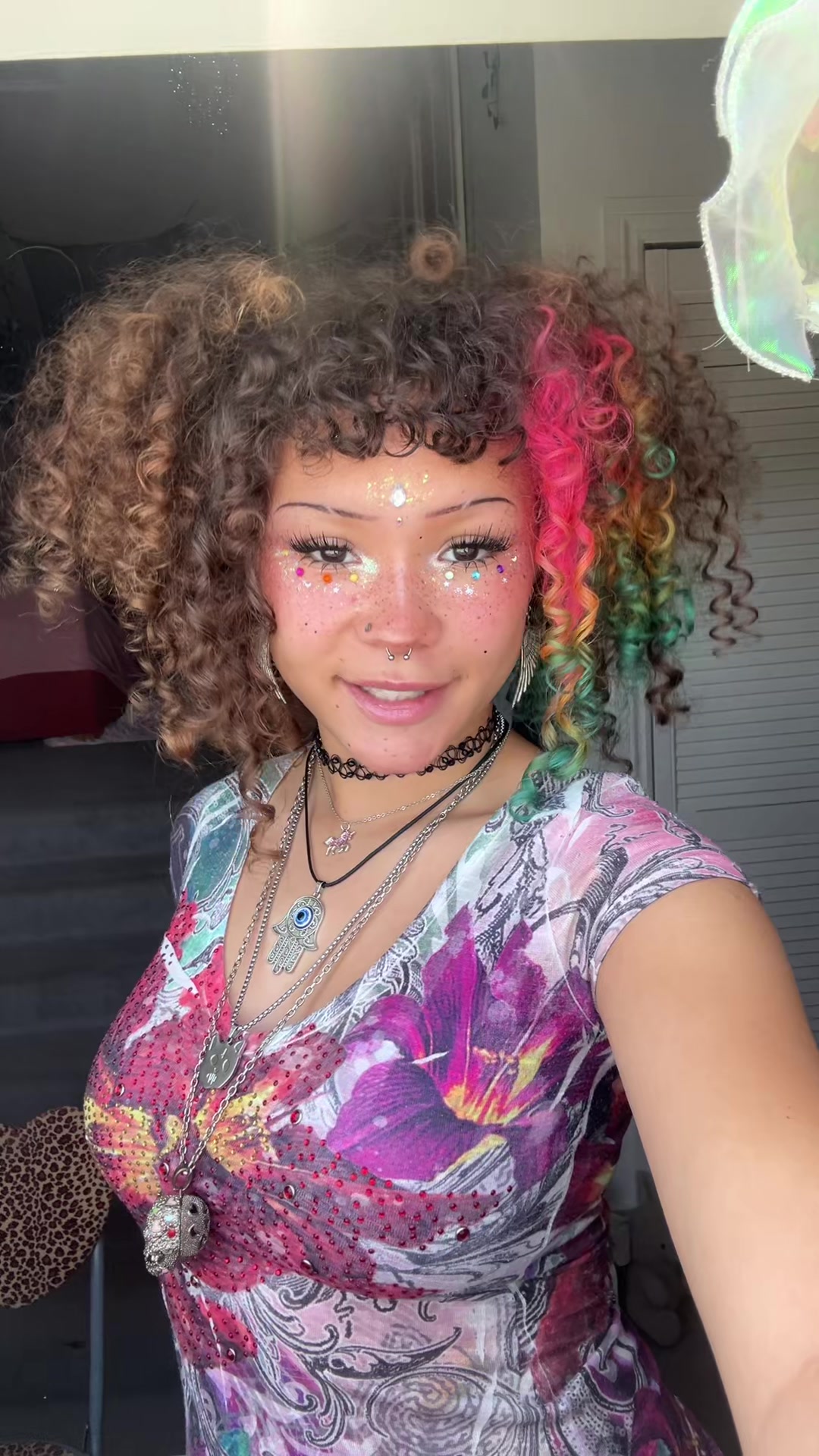 @🦄