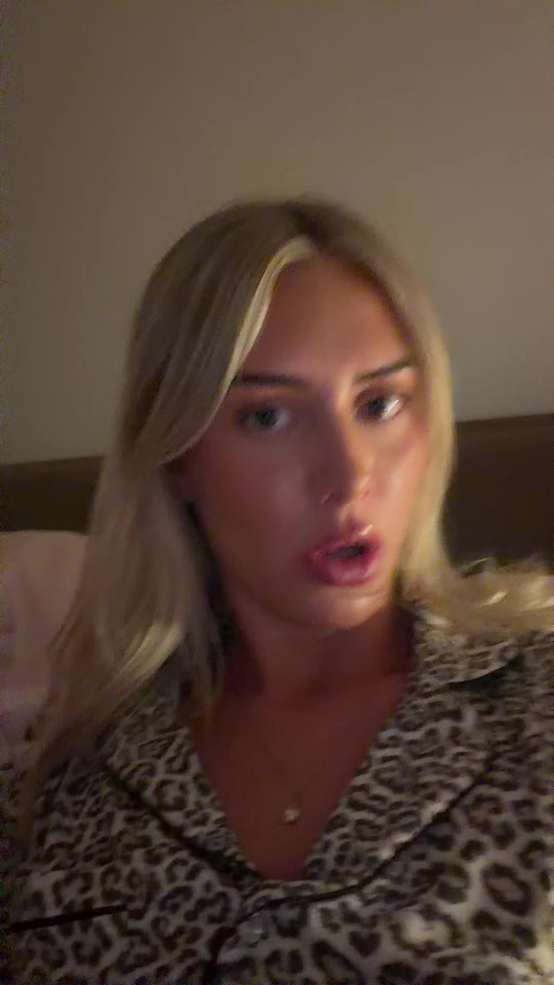 @flatwhiteasherbuv
