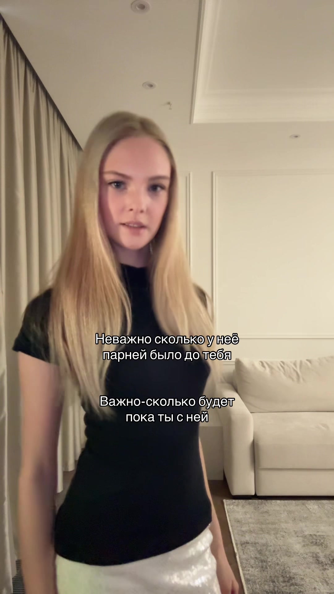 @monnelizz