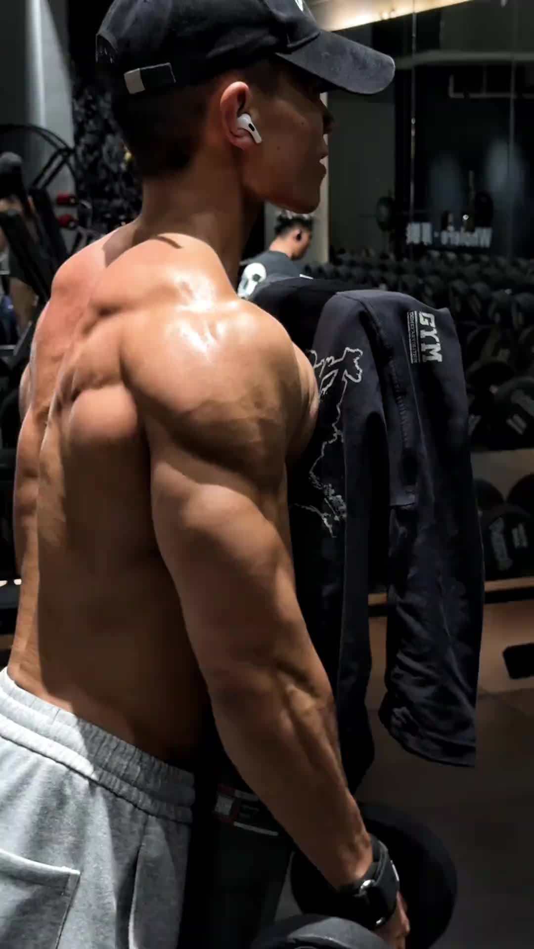@sculptedflow