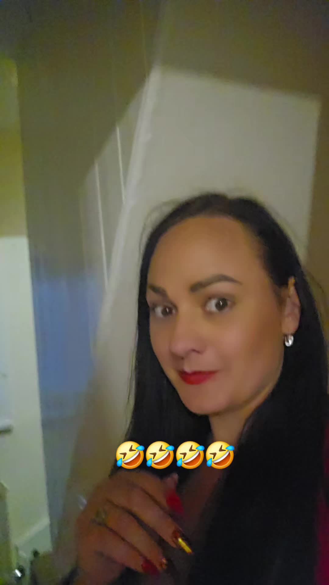 @Bosė😅