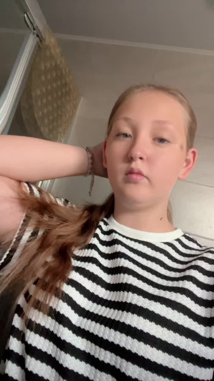@Elizabella