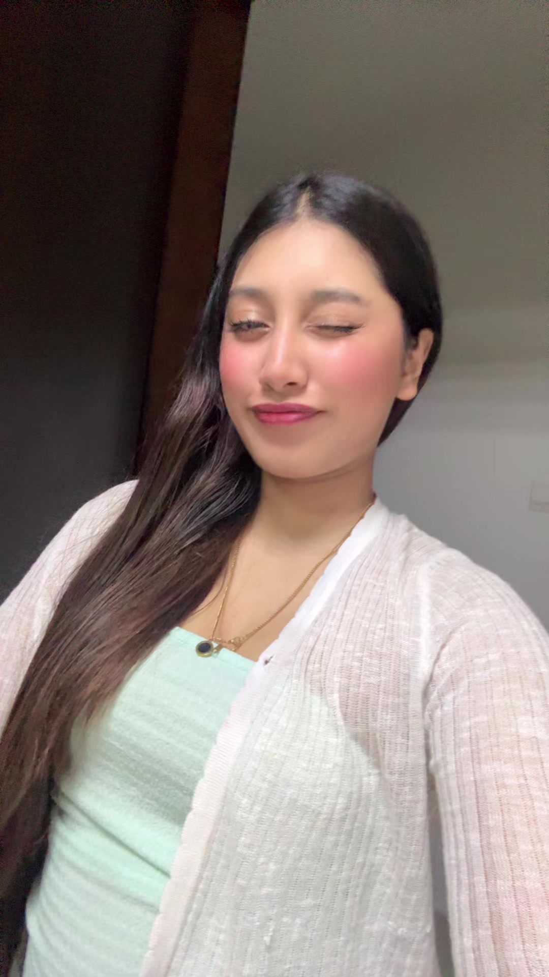 @🐰
