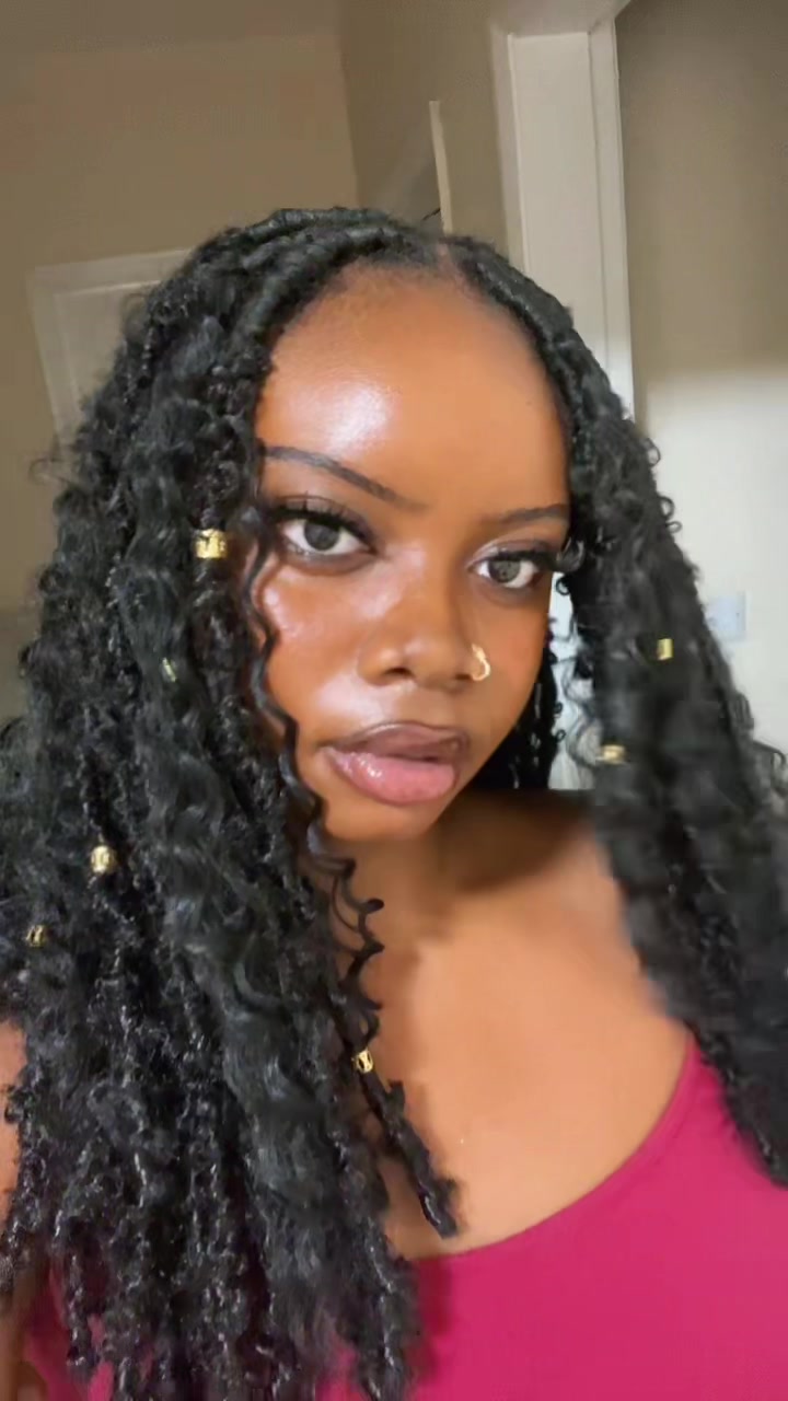 @🧝🏿♀️