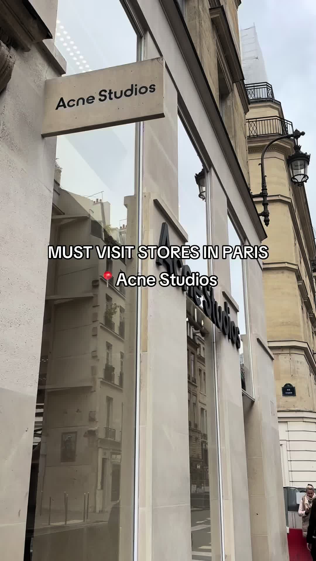 @Sil 🦈
