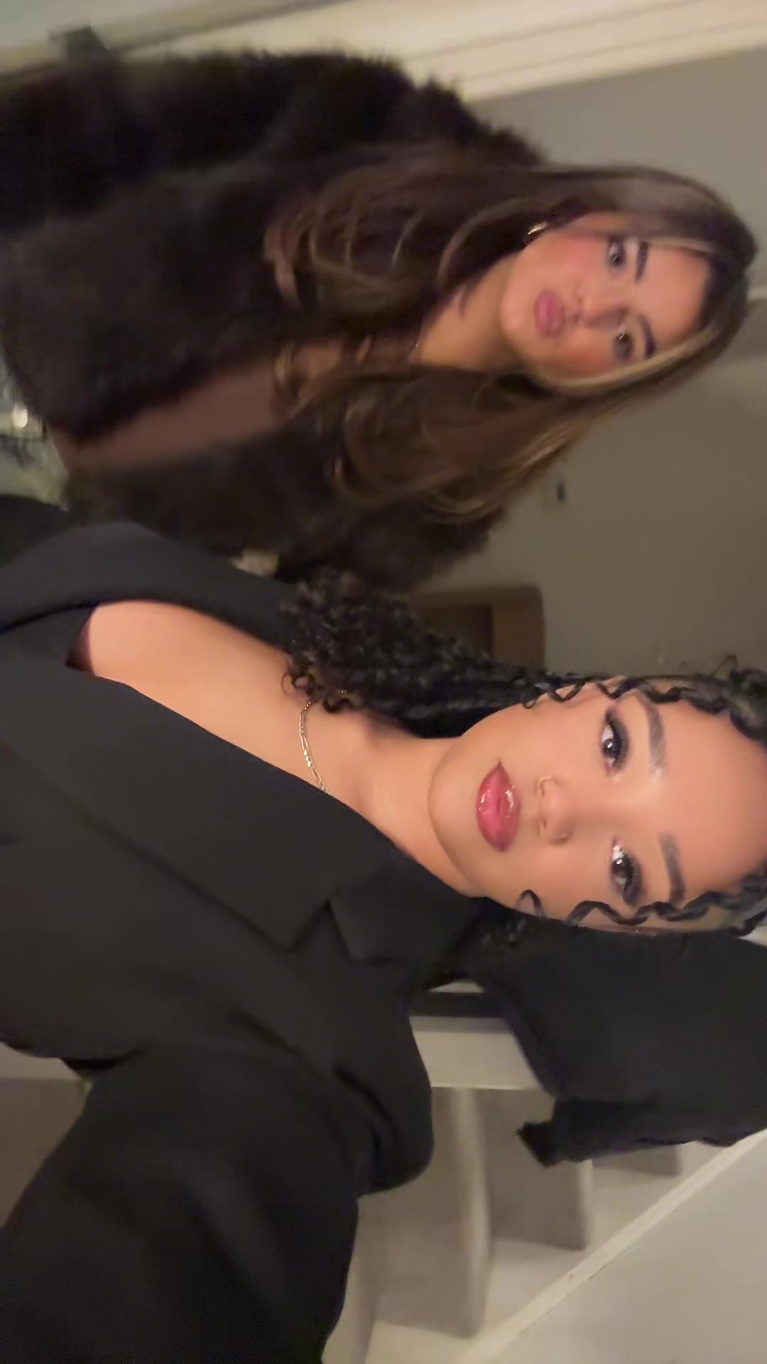@mon