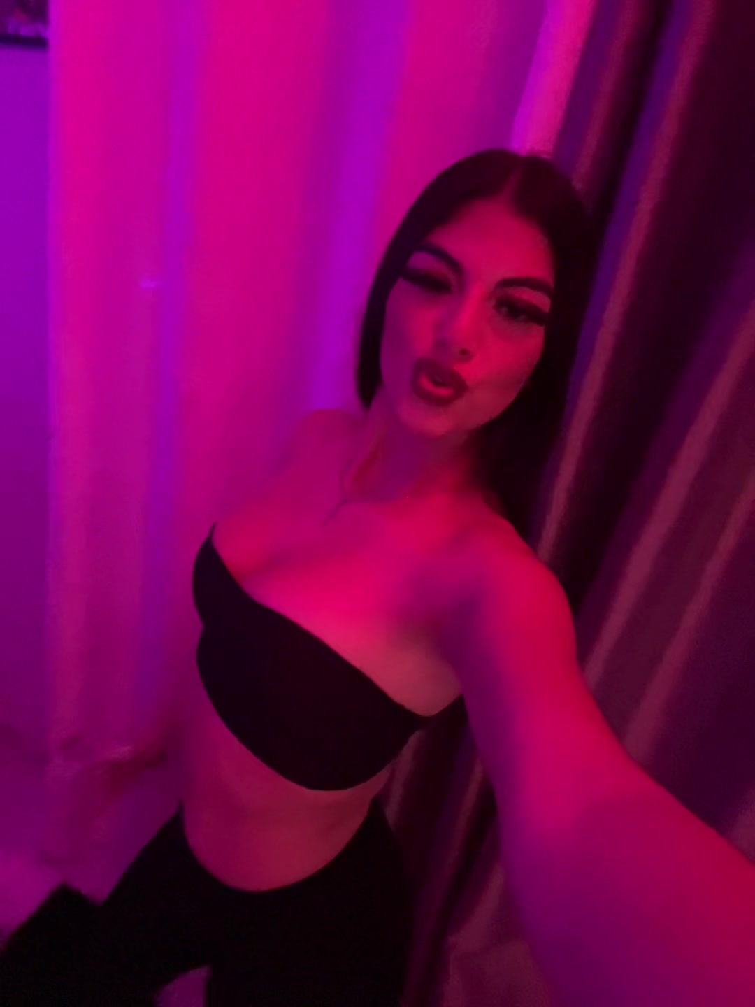 @_.nansy.yy._