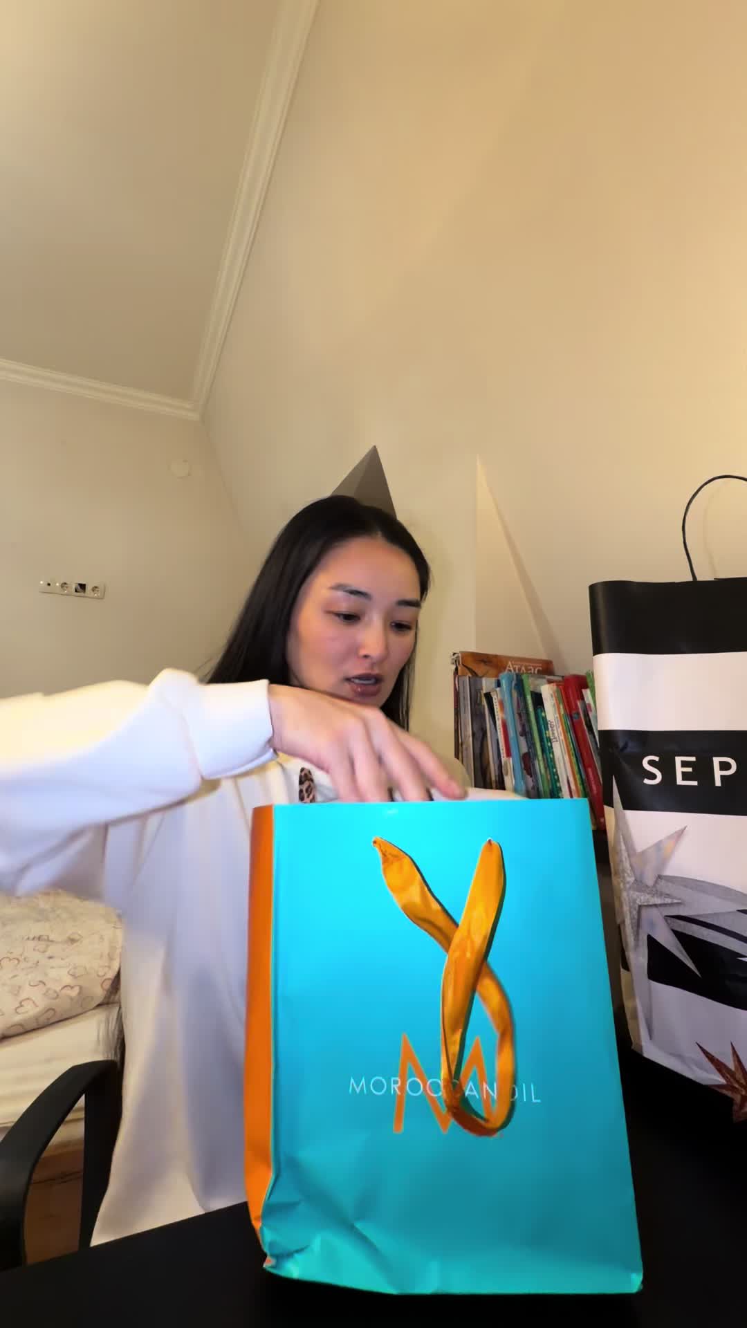 @Kicyne