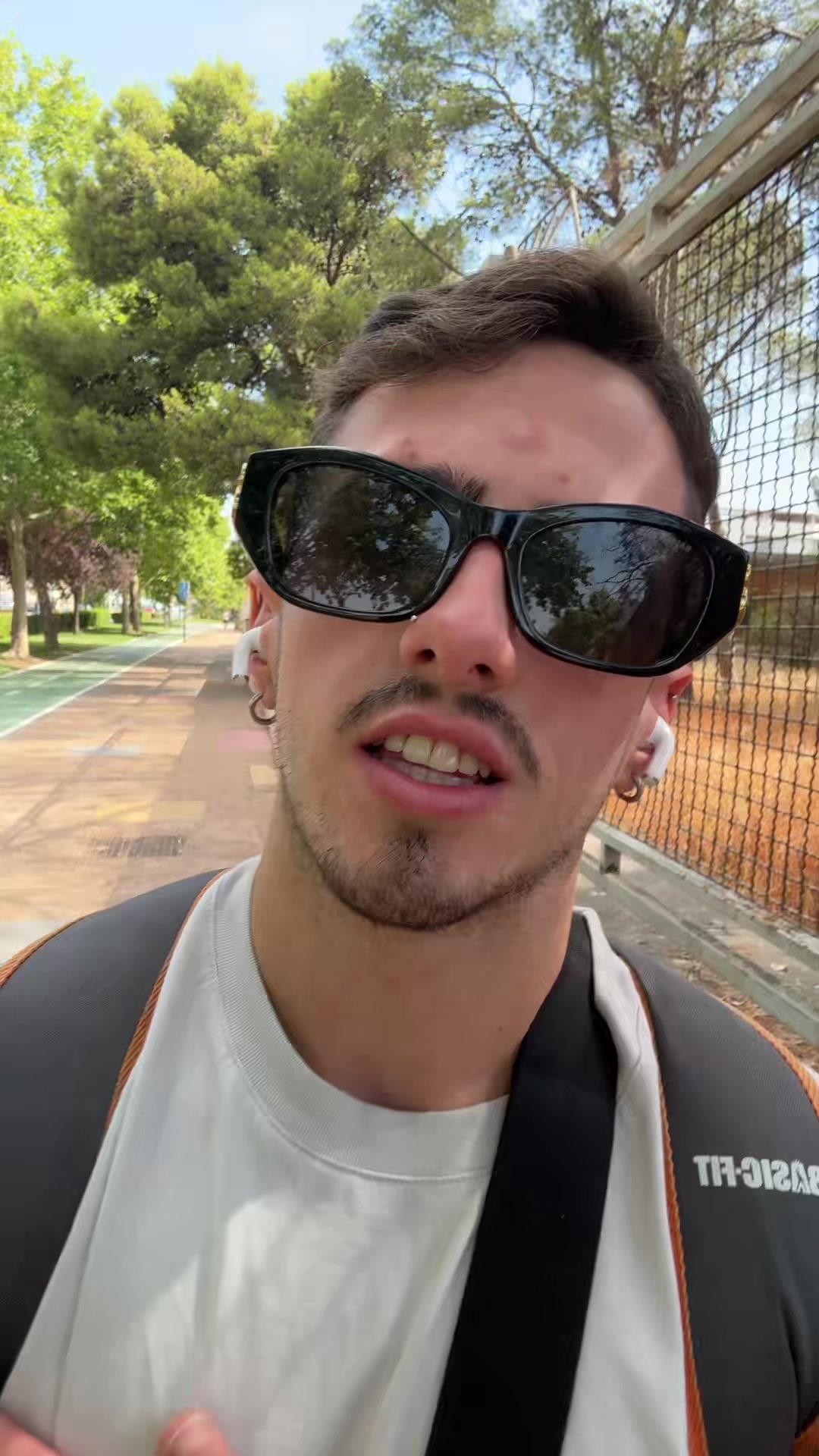 @Carlos