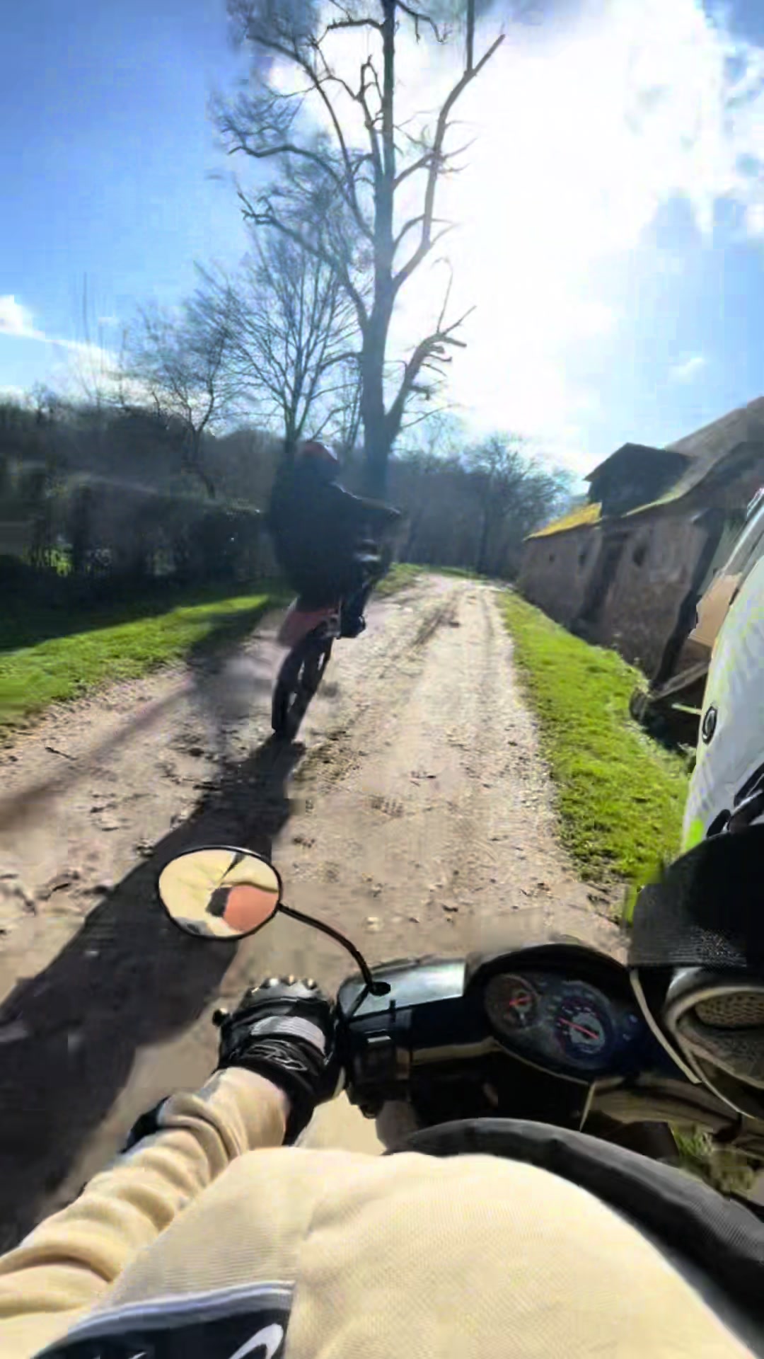 @b.rouen12