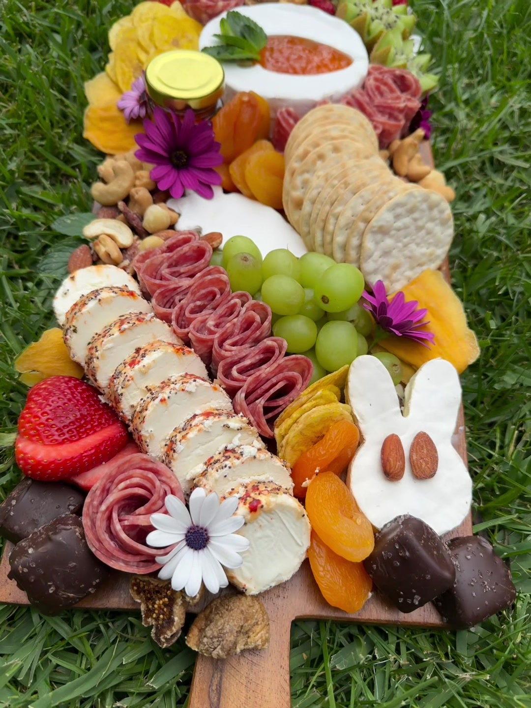 @theboardcharcuterie