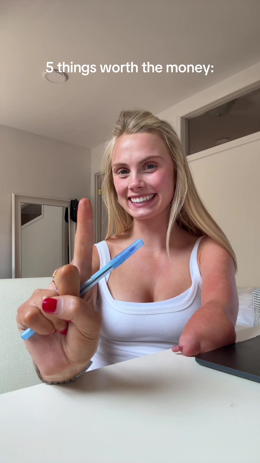 @caitlyngiannini