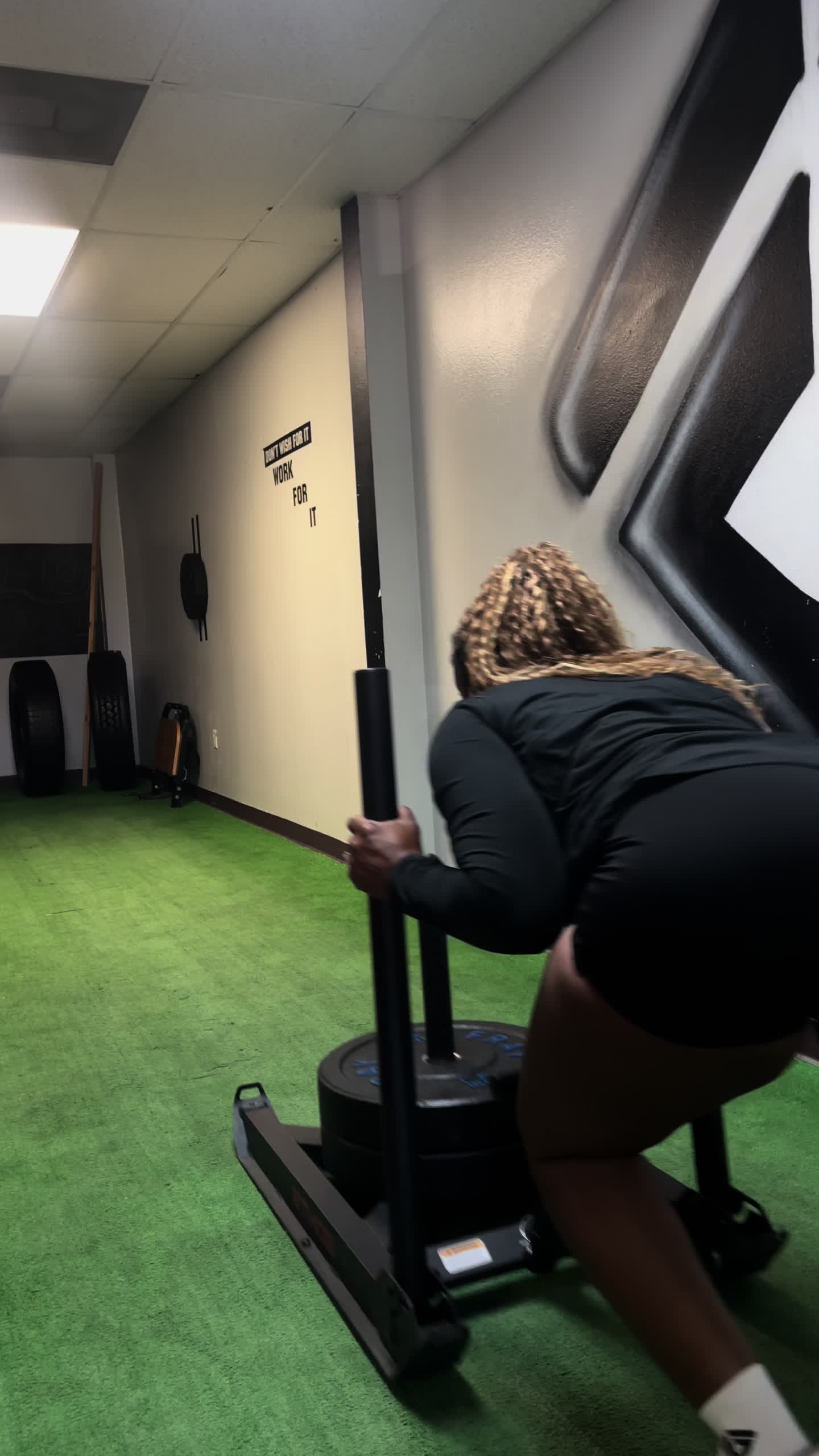 @ArieBfit