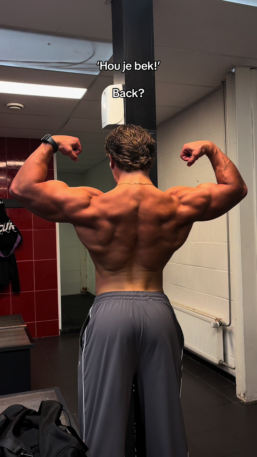 @FitByRowan