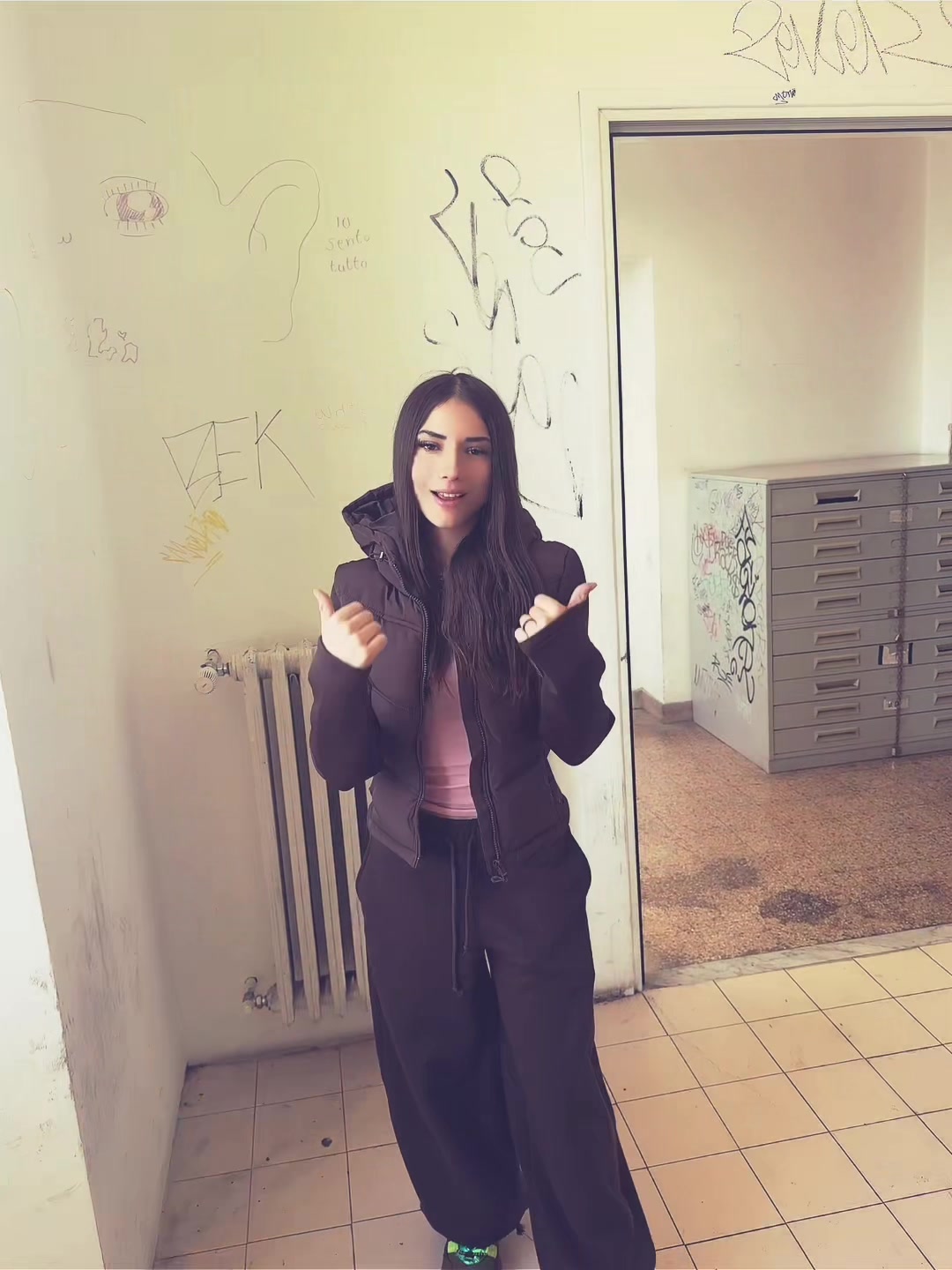 @.lazingarella___0908