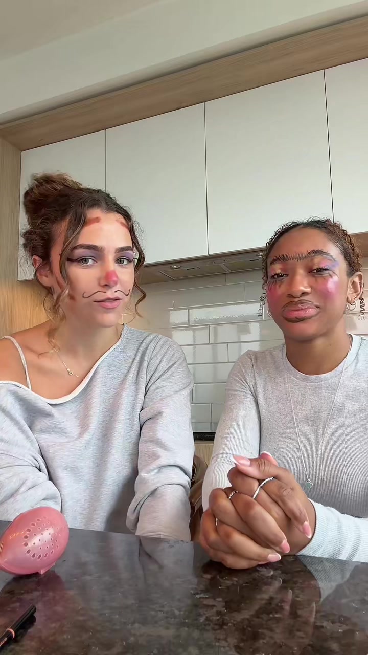 @Monika Mancini 🦋