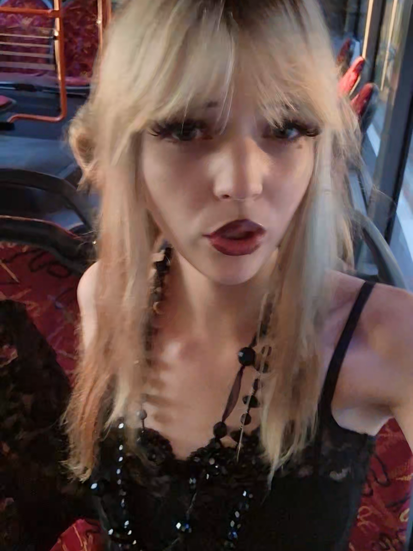 @Kiqki