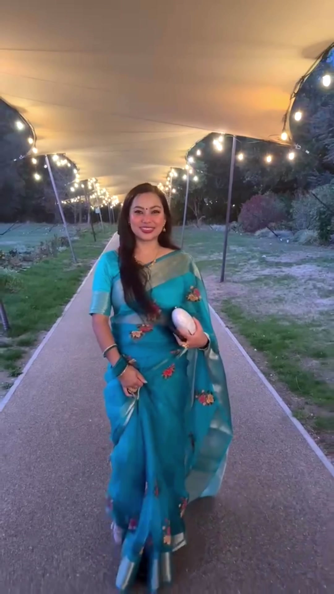 @Mona Gurung