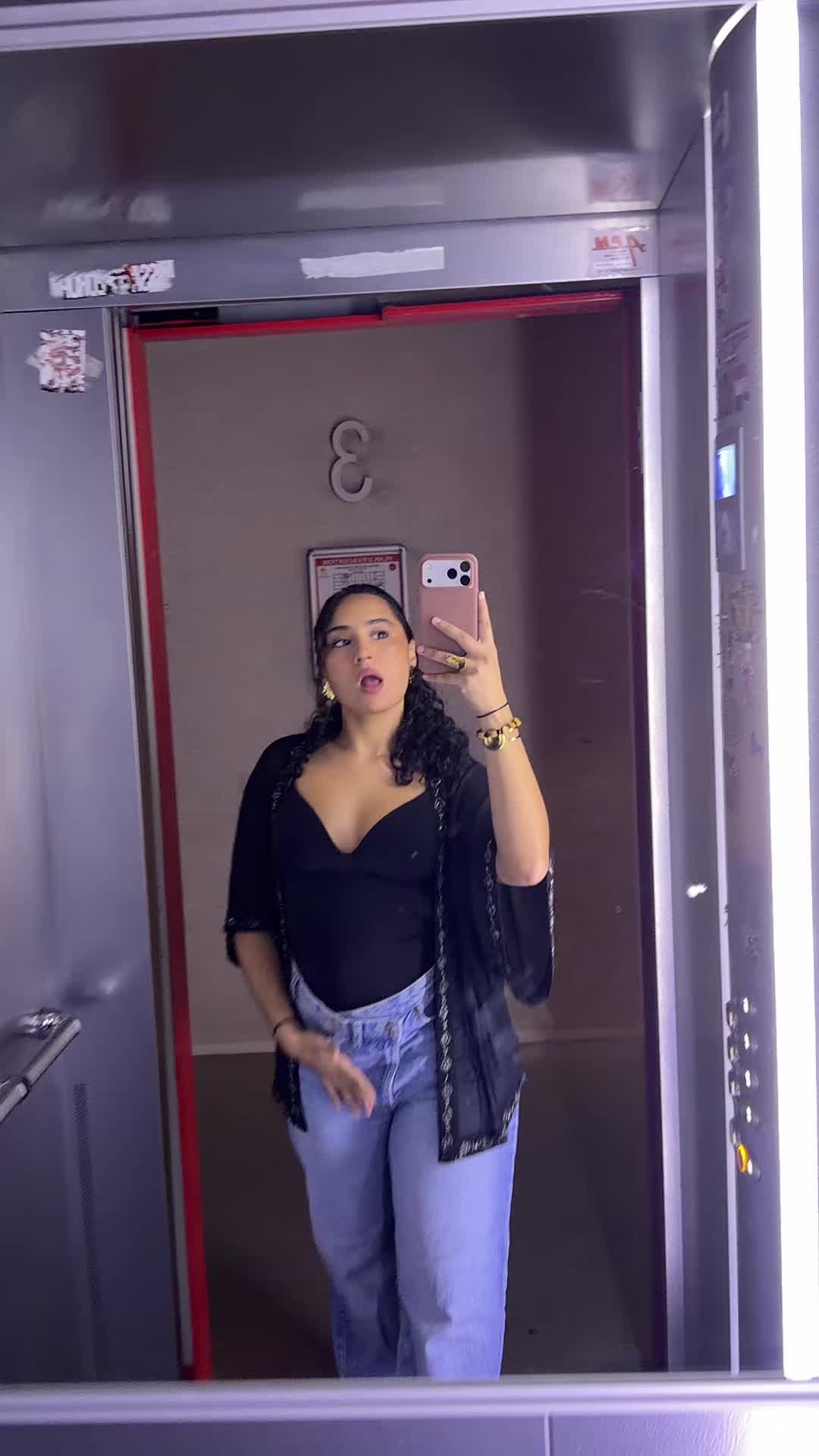 @...