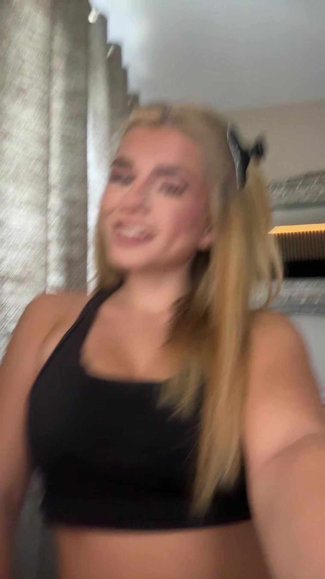 @serenandolivia