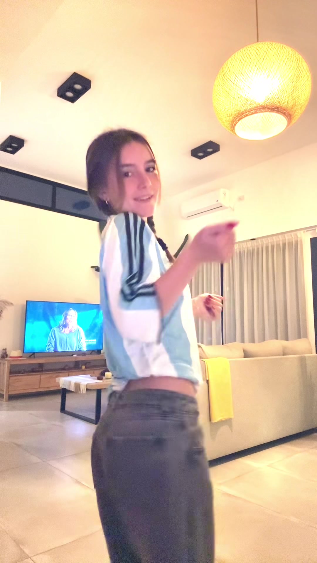 @julia
