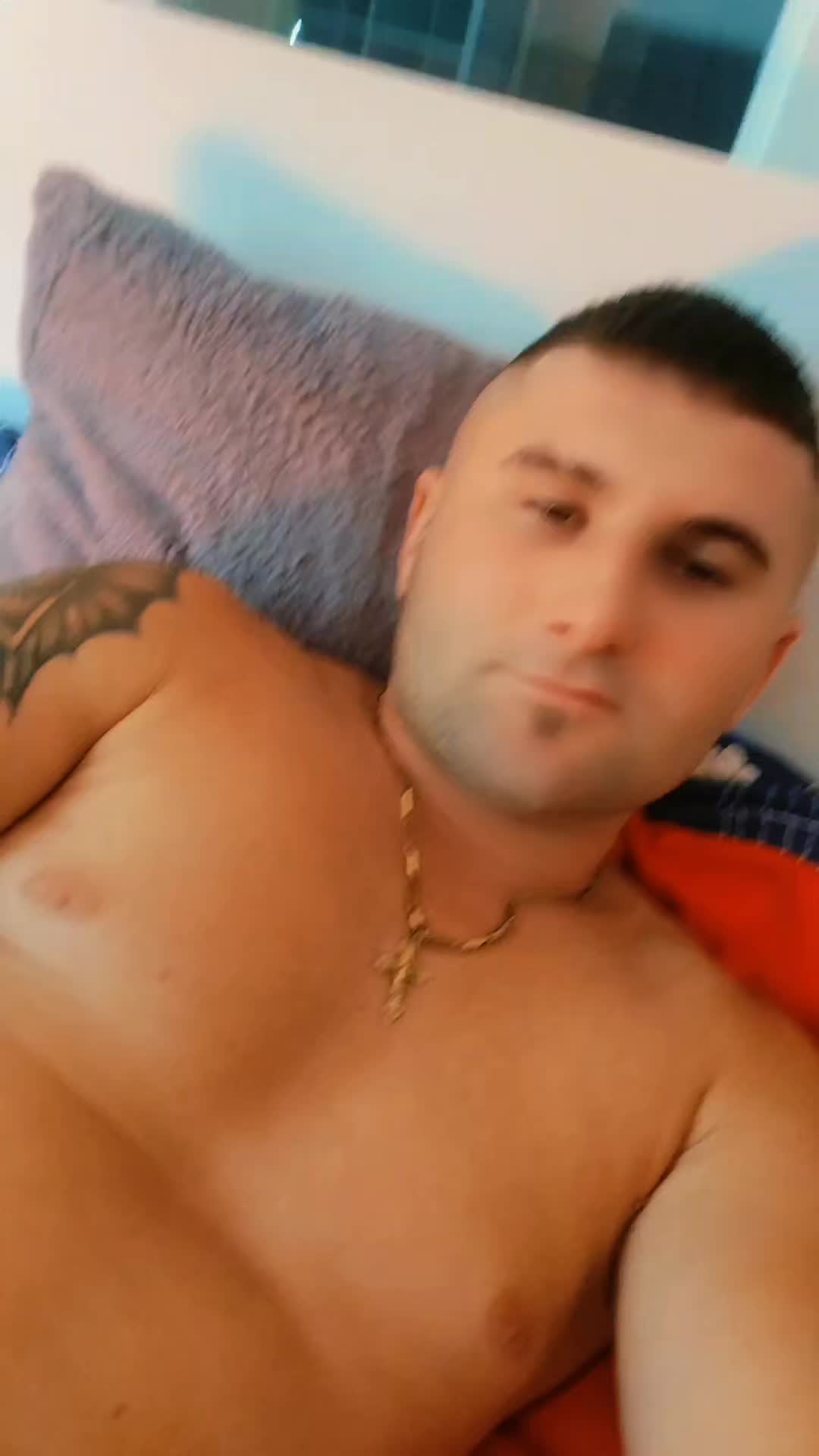 @Cătălin