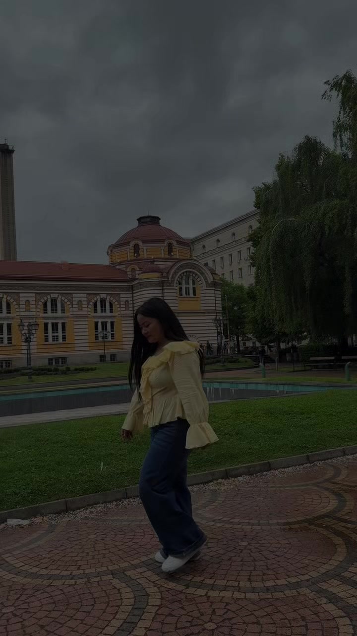 @Usha magar 🇧🇬🇪🇺